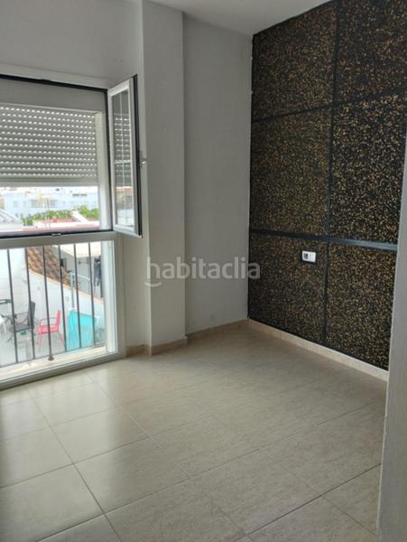 Foto 877c7c73-592b-4eb2-8c00-c4b373ef01ab. Appartamento in Núcleo urbano Chiclana de la Frontera