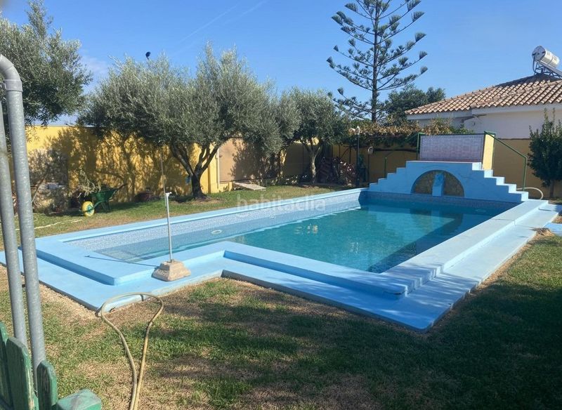 Foto 1a113b53-b59d-4e4f-bf68-7b3d08ca4c83. Xalet amb aparcament piscina a Los Gallos Chiclana de la Frontera