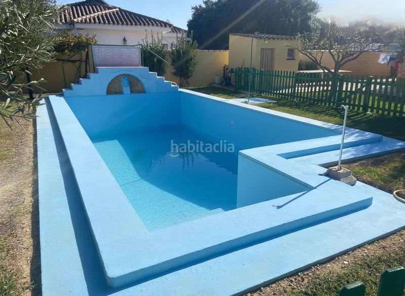 Foto dacfc9d4-f215-4490-8f62-9512b5199c8b. Xalet amb aparcament piscina a Los Gallos Chiclana de la Frontera