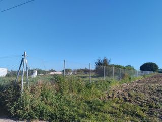 Terreno residenziale in La Banda - Campo de Fútbol. Parcela en venta en chiclana de la frontera  oportunidad única