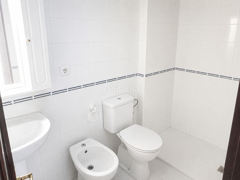 Foto cbc00d4b-3395-4fd6-853e-9589e440f96c. Pis a Paseo Marítimo - San José - La Laguna Cádiz