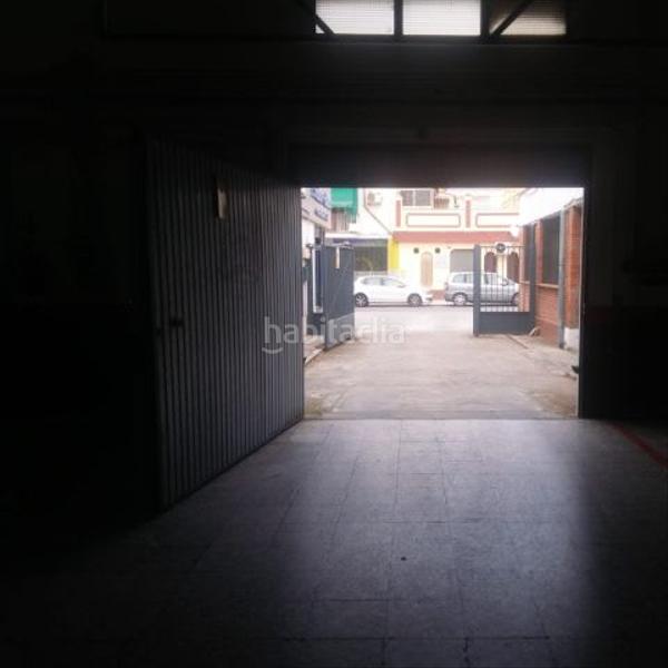 Foto a365fc01-9f6d-42d3-bd45-b124f74b0e6a. Autoparkplatz in Andújar