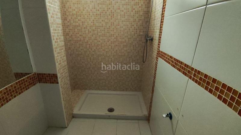 Foto 28d77714-ea46-4e61-b9b3-9794c6a87fa3. Piso  en venta en c. alfredo calderón, la carolina, jaén en Carolina (La)