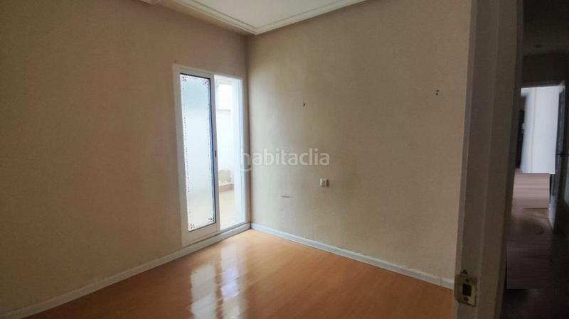 Foto 7f0171d9-8c3c-45d9-91fc-4fefd017f45e. Piso  en venta en c. alfredo calderón, la carolina, jaén en Carolina (La)