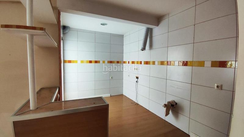 Foto 99c7a9d6-7692-4722-9ea6-fee261c8a74c. Piso  en venta en c. alfredo calderón, la carolina, jaén en Carolina (La)