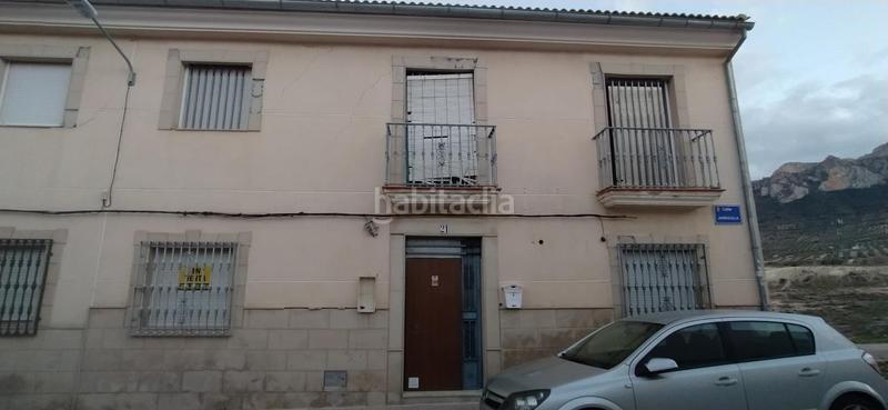 Foto 61b4ed68-2c1d-439e-b0b9-e4dc81484ea8. Casa vivienda en venta en c. jandulilla, , jaén en Jódar
