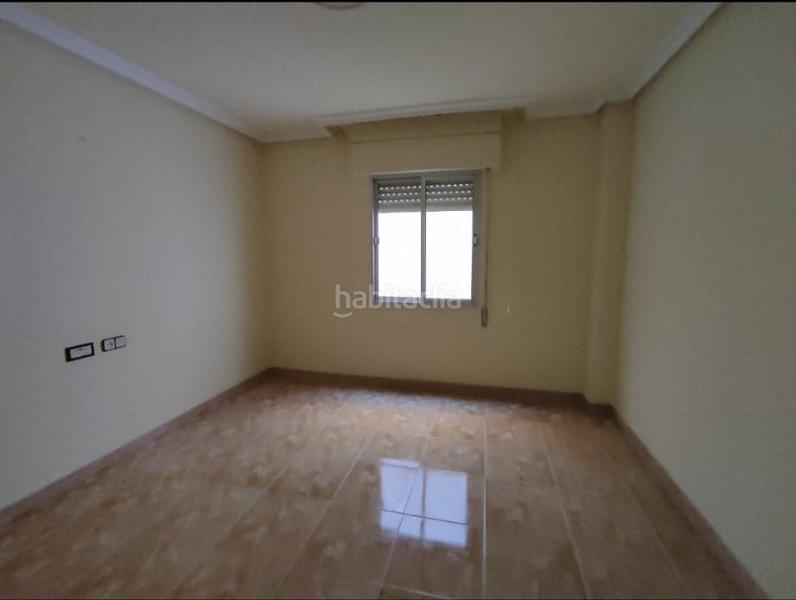 Foto dadd9f7e-eda1-40d1-be28-fae0ea7e7e14. Piso  en venta en c. pintor zabaleta, , jaén en Torre del Campo