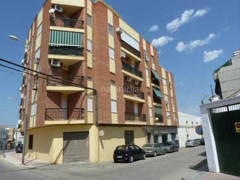 Foto 324e1ca4-d5f5-4777-a03b-57bd3a65bb96. Piso en calle baeza 86 piso en venta en c. baeza, 86, bailen, jaén en Bailén