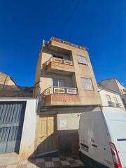 Casa adossada a Calle huertas 19. Chalet adosado en venta en calle huertas, cabra de santo cristo