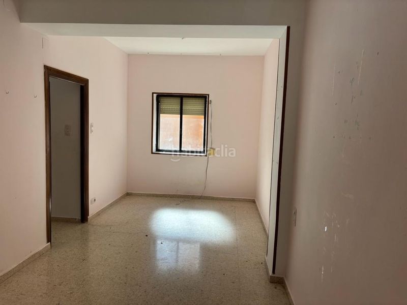 Foto 9393c3ee-4982-46ec-bc3e-b7ce79aed527. Casa adossada a calle alta 26 a Guardia de Jaén (La)