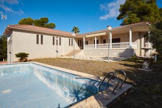 Xalet a Calle la cruz 22. Chalet independiente en venta, c/ cruz, linares, jaén