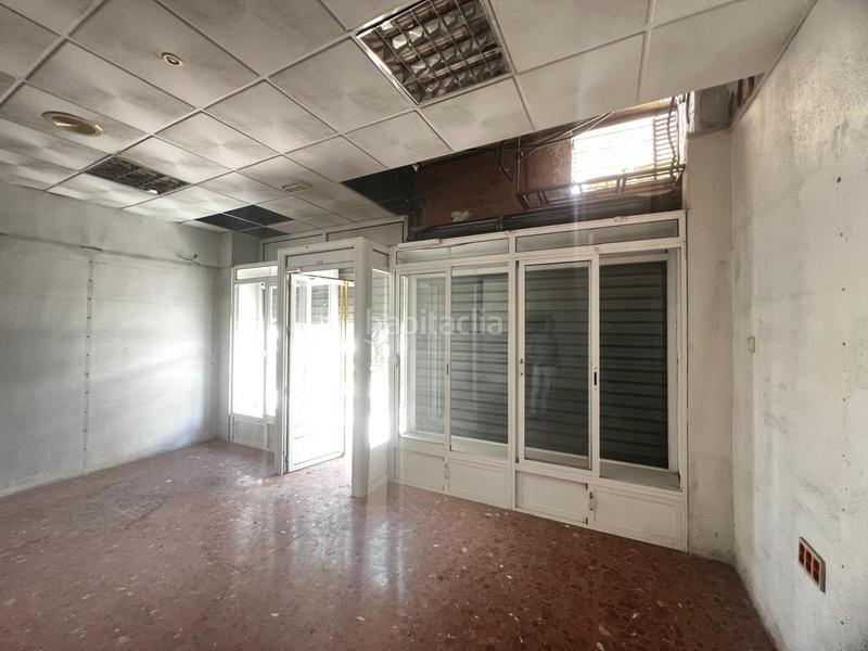 Foto 37b52d65-46a2-4a33-829c-d7ba2770dfc0. Local comercial en carretera de madrid 13 local en venta en carretera madrid edif. torre norte, 13, jaen, en Jaén
