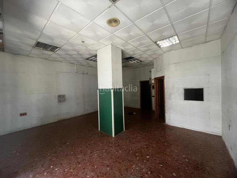 Foto f4594a2b-c763-49b4-870f-a833ffd8ae21. Local comercial en carretera de madrid 13 local en venta en carretera madrid edif. torre norte, 13, jaen, en Jaén