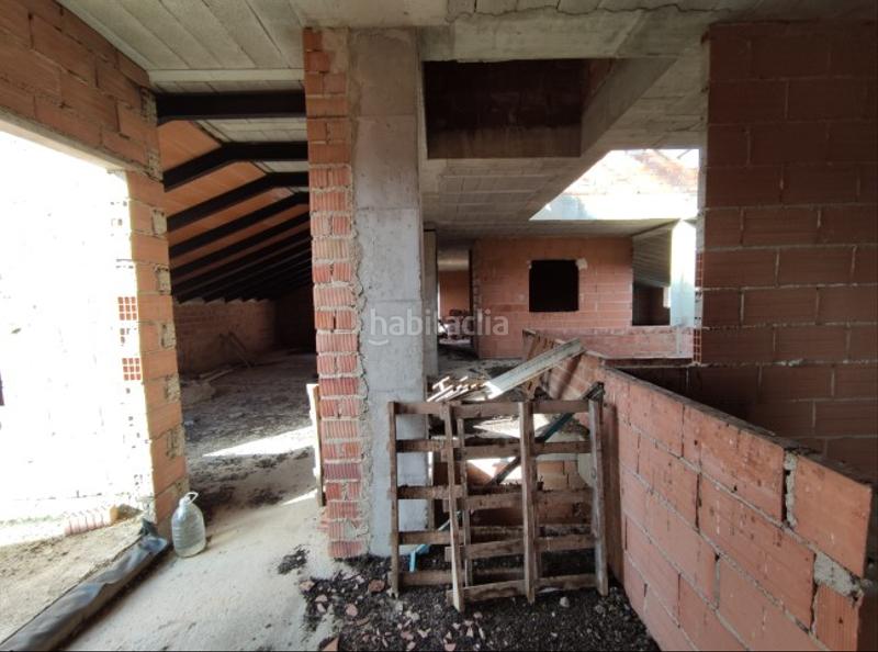Foto 0ee4b4d8-c7c8-4167-b8a0-f477d8c14b0e. Edifici a calle eloy gonzalo 38 a Castellar