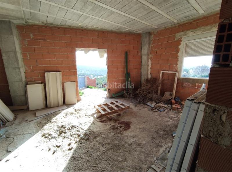 Foto b8146a4e-90f8-4958-9617-1514c04afbb5. Edifici a calle eloy gonzalo 38 a Castellar