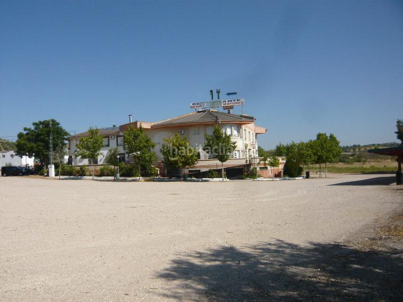 Foto 2073b404-c6bf-4be8-9b6f-2a02dbfd86f4. Edifici a n-322 294 a Robledo