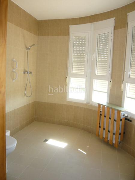 Foto c5e4d344-6820-42a5-a84e-aa448f00dacd. Edifici a n-322 294 a Robledo