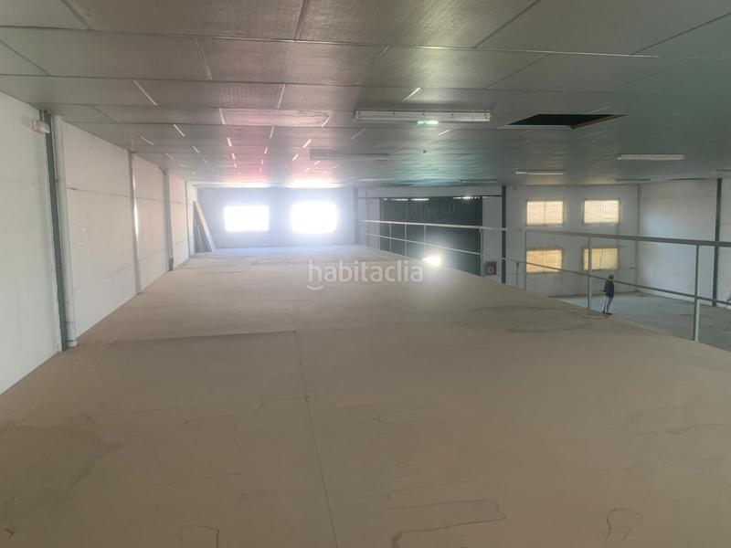 Foto 21937183-c921-42ee-a5c2-6cfcd87ad6c4. Fabrikhalle in Arjona