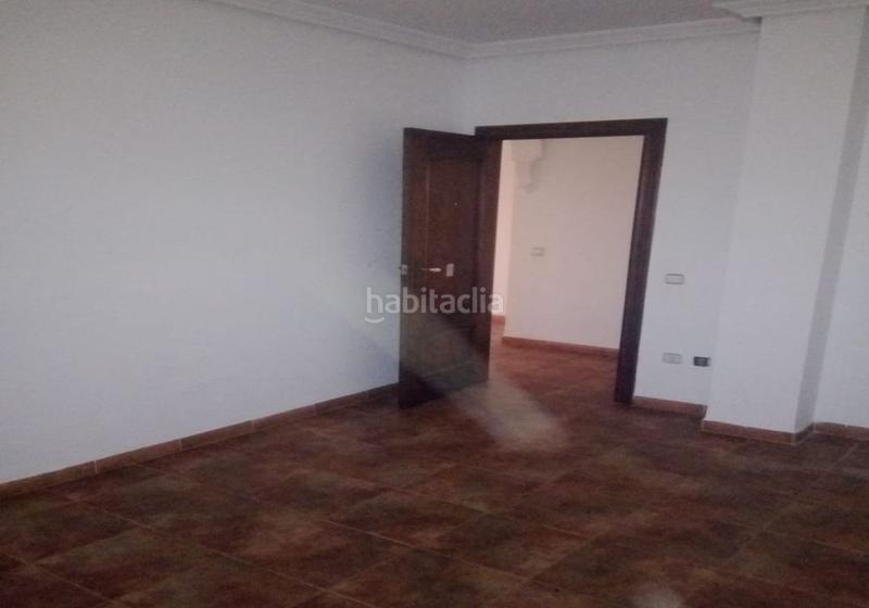 Foto 006aed46-24d9-4eba-a467-26e909199dfb. Piso oportunidad inmobiliaria en Torreperogil