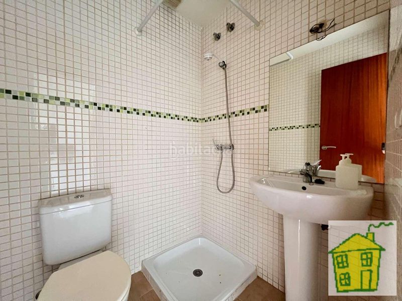 Foto 8731b138-b0d8-47f2-aa49-40c69ce710ff. Casa amb aparcament a Andújar