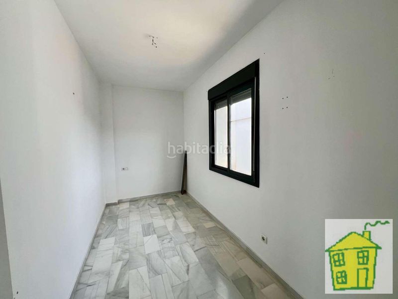 Foto f4786b10-d6b0-4dda-8bdc-f548461ba185. Casa amb aparcament a Andújar