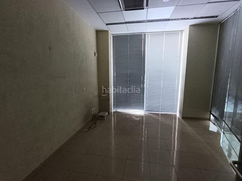 Foto 709cb2e2-1822-4f97-b184-e3a952d8438a. Local commercial dans avenida de madrid 21 dans Avda de Madrid - Pº de la Estación Jaén