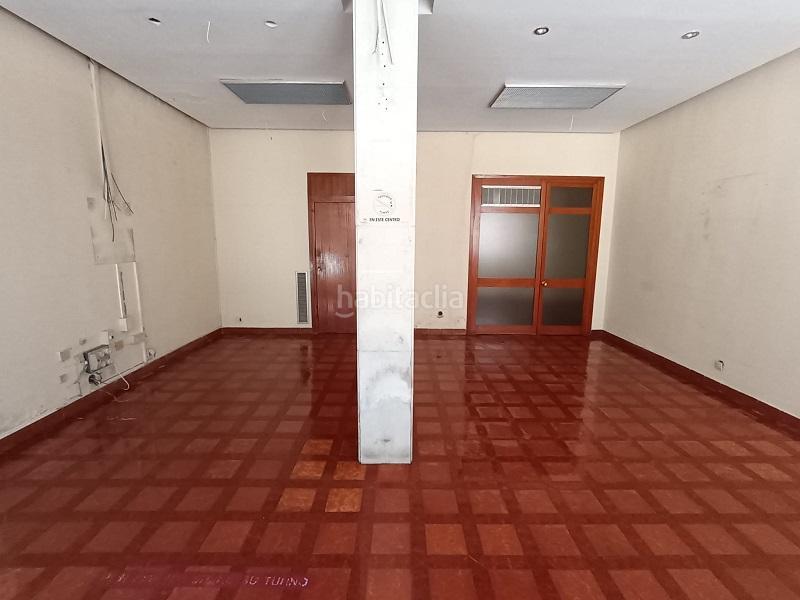 Foto 4d566ecb-b3df-489d-81a1-ee8267fbcc4e. Local comercial en avenida de la constitucion 5 oportunidad inmobiliaria en Higuera de Calatrava