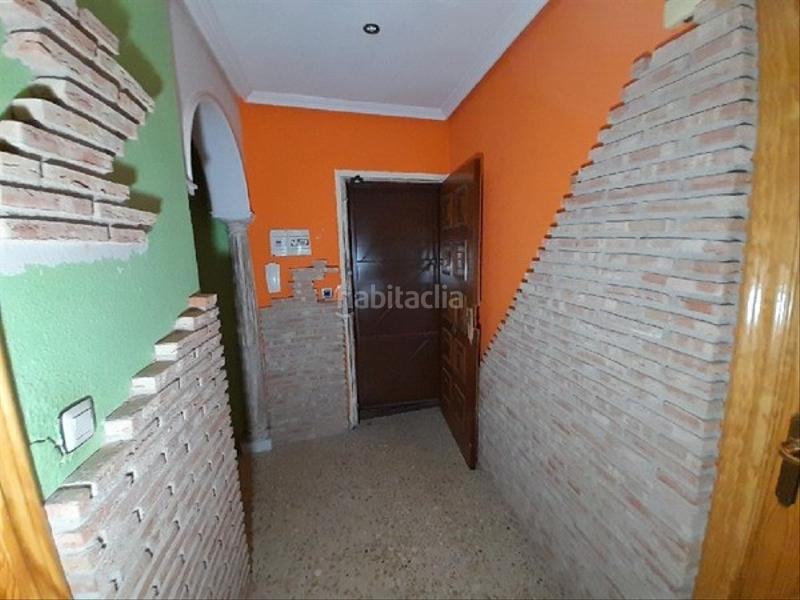 Foto 3c2384de-0e0e-4eb1-ad3e-13233fc4ef15. Piso oportunidad inmobiliaria en Ctra. Circunvalación - La Magdalena Jaén