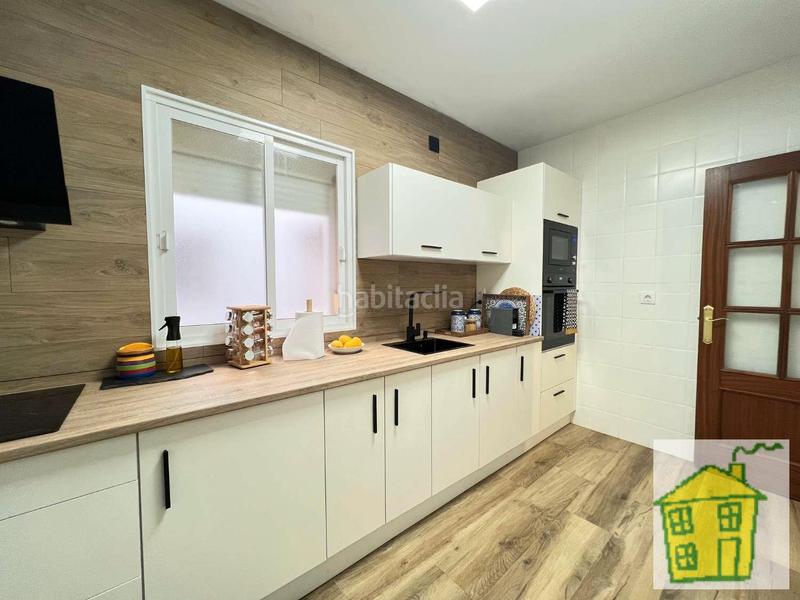 Foto d42cf303-8718-47fc-850e-4bfd15cea1a6. Dúplex a Andújar