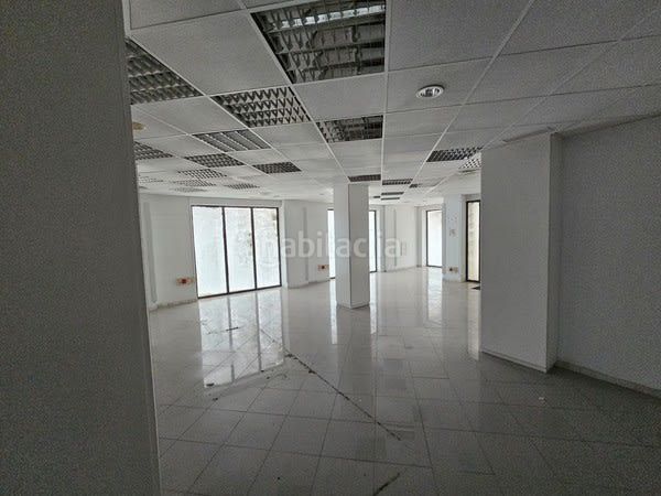 Foto 30531590-9e57-4fa5-a528-7c27e98d4e00. Local comercial a calle carmen 4 a Alcaudete
