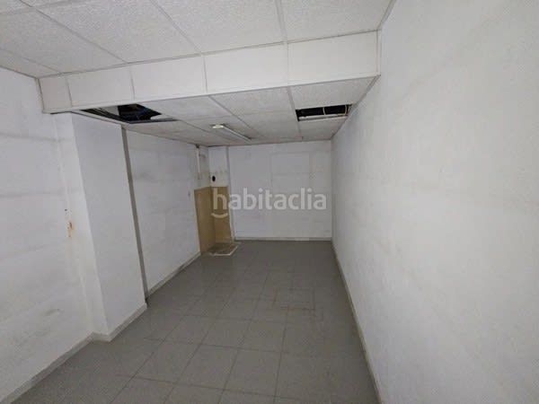 Foto fb564f6f-a3b8-4bc5-8701-829a649a7818. Local comercial a calle carmen 4 a Alcaudete