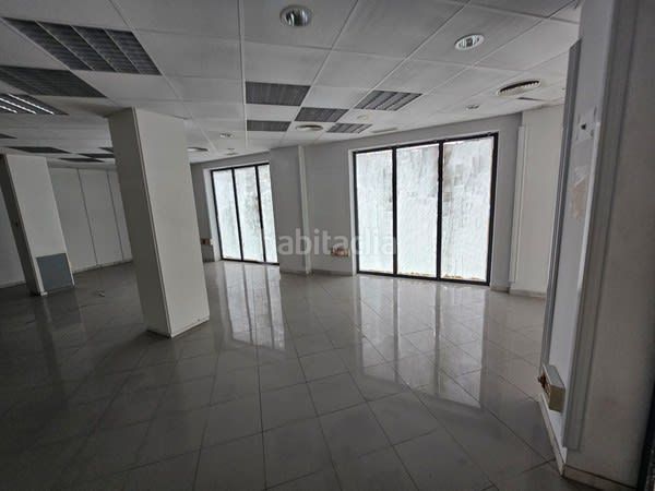 Foto ff47a5d4-95cd-4968-8024-2adc5eee1c3c. Local comercial a calle carmen 4 a Alcaudete
