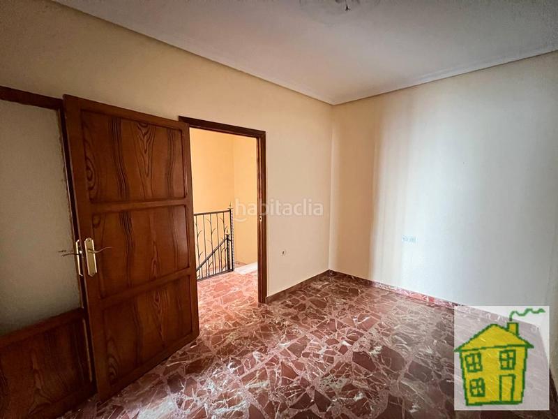 Foto d8761ee5-ca7e-4f94-8617-b85a87bef8a7. Casa in Andújar