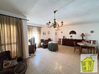 Appartement à Andújar. Piso en venta en andújar en zona emperadores