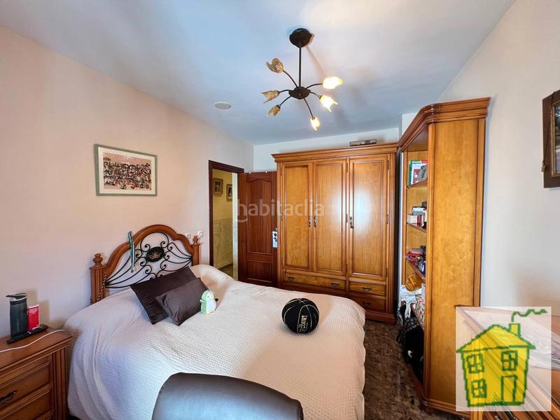 Foto 8c334756-50f8-4d20-8379-9216609cc166. Casa con camino parcheggio in Andújar