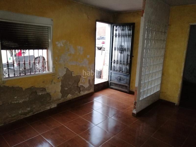 Foto 7634b0e5-4832-4e67-aba3-0082103db001. Casa en calle martinete 87 chalet adosado en venta en calle martinete, 23700, en Linares