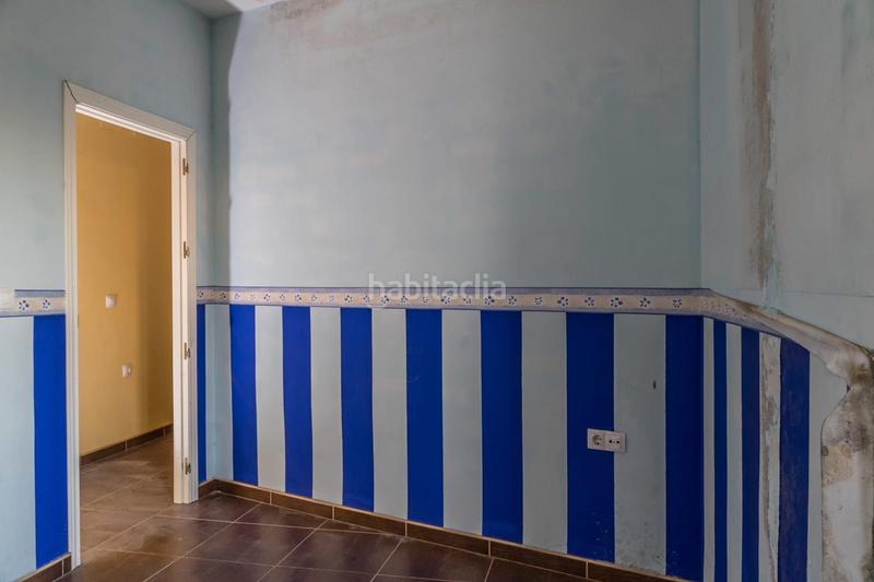 Foto bdebd8d6-37d7-40e9-989e-67eec231a285. Casa en calle martinete 87 chalet adosado en venta en calle martinete, 23700, en Linares