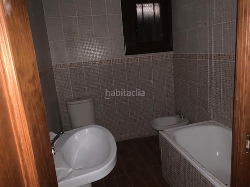 Foto bd256e3a-1351-41be-975c-adaae93fed8a. Casa en calle matadero 19 oportunidad inmobiliaria de vivienda y local en Pozo Alcón