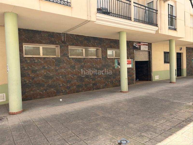 Foto e2bd3d72-9ecf-4992-8b24-6a6539516c60. Local comercial a Cazorla