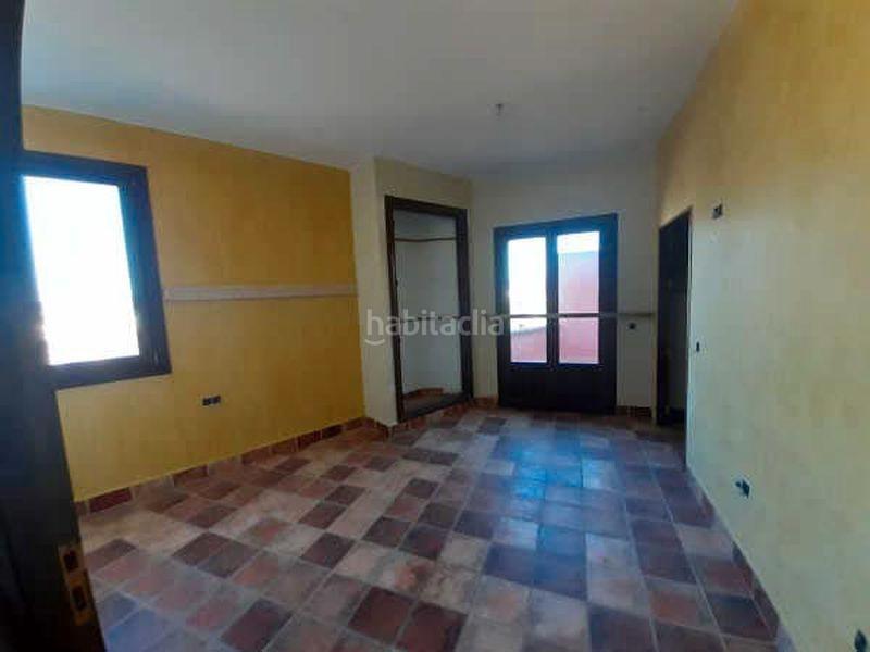 Foto 4037edf8-3586-491b-957c-edfb136ab5fa. Edifici a calle rafael alberti 1 a Montizón