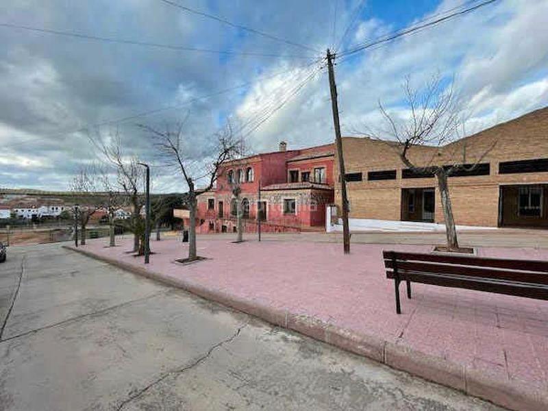 Foto c283a4f5-c961-4ff8-80cf-150d482ba4d1. Edifici a calle rafael alberti 1 a Montizón