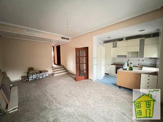 Pis a Andújar. Piso en venta en andújar en zona instituto nuevo