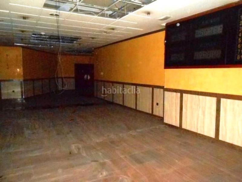 Foto 272c334b-7afb-428a-b411-a1c817045cfd. Local comercial local en venta en c. la carolina, , jaén en Linares