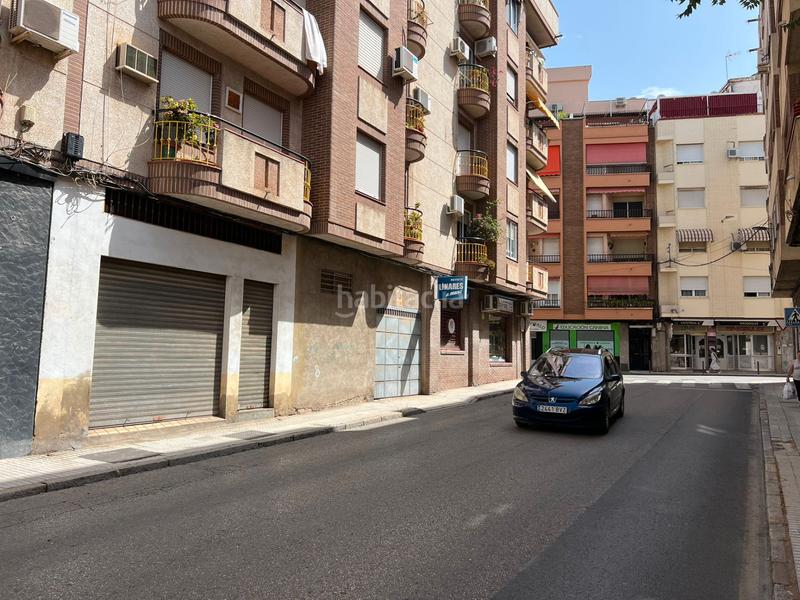 Foto 4aa4a30f-f538-4c52-839d-9388b62ddc99. Local comercial a calle bailén 51 a Centro ciudad Linares