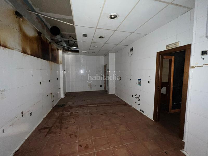 Foto f46bf33c-920a-485d-a16a-7934bac1bc83. Local comercial a calle bailén 51 a Centro ciudad Linares