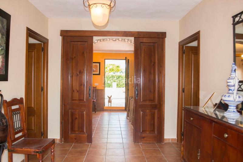 Foto 36f2c4cf-0856-4caa-8ed0-2c6dfa375fab. Masia amb xemeneia a Andújar