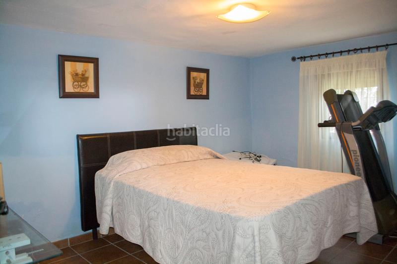 Foto a697847a-71ce-42ff-8b21-b789f177bda6. Masia amb xemeneia a Andújar