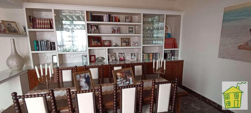 Foto a13c5fee-7f17-4433-acac-bff49de8e0f1. Casa adossada amb xemeneia calefacció a Andújar