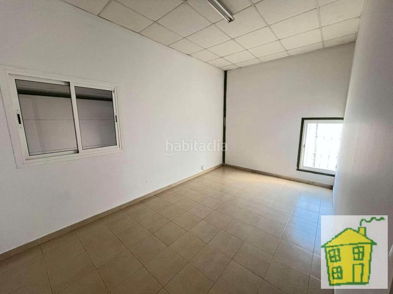 Foto c74c38ef-9a95-4143-844f-f803f772faa9. Nave industrial nave en polígono la estación en Andújar