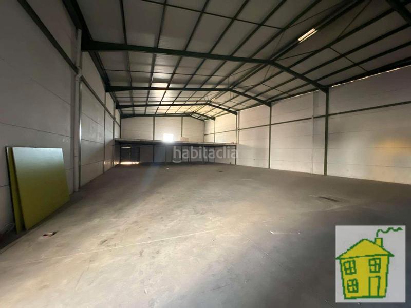 Foto 3c1af7a0-ba57-46df-a45e-869551e6dd2b. Nave industrial nave en polígono la estación en Andújar